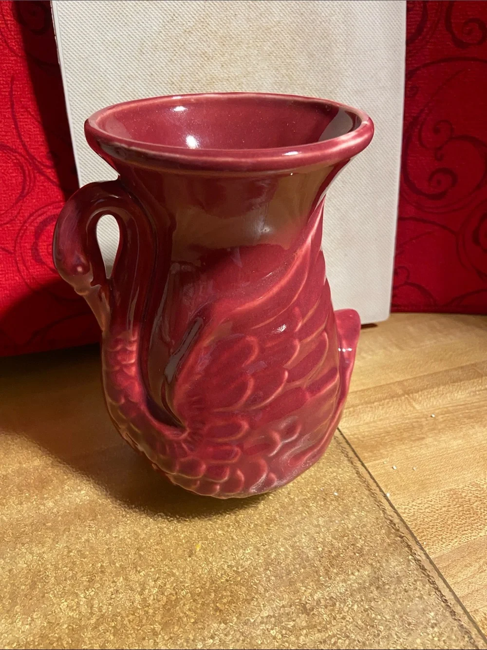 Vintage Shawmee burgandy pottery